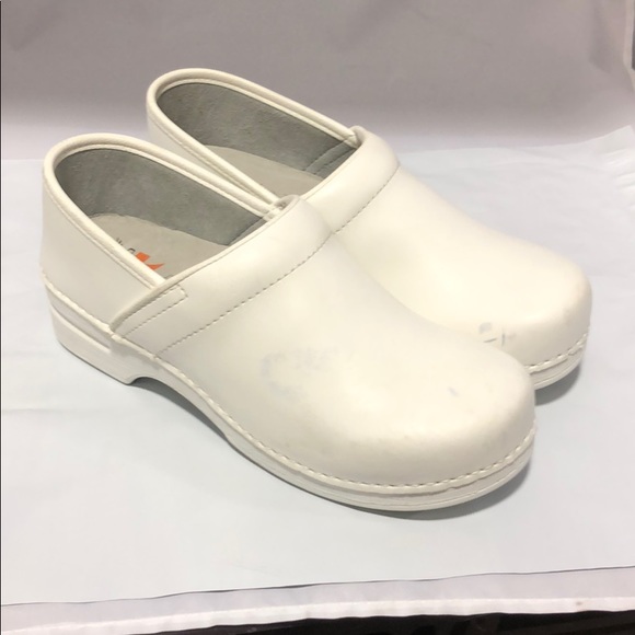 dansko pro xp mule